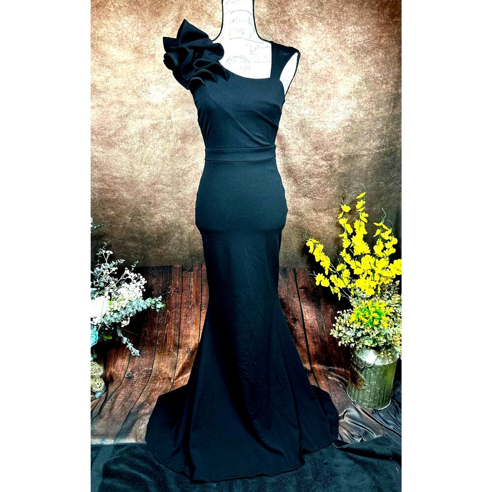 LuLu's Lucette Black Sleeveless Ruffled Mermaid Gown XS - Picture 8 of 15